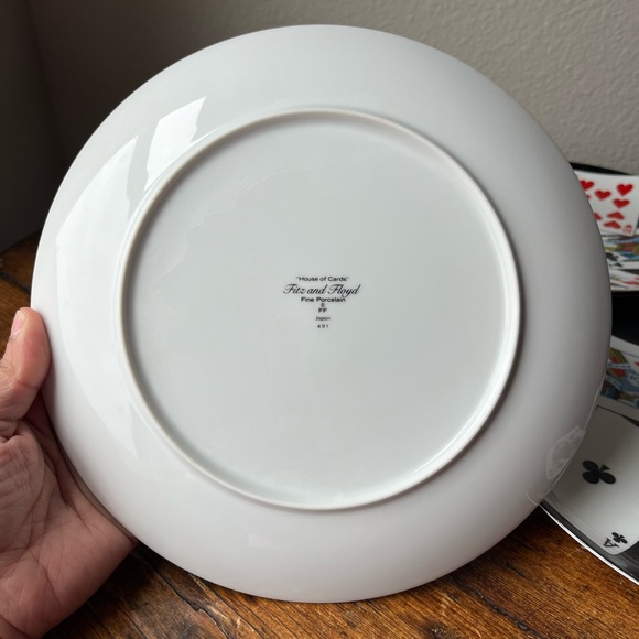 Fitz and Floyd “House of Cards” pattern Fine Porcelain Luncheon Plates Set of 4 - Picture 4 of 10